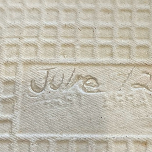 Handmade Ceramic Leaf-Accent Serving Tray – Rustic & Elegant 5.75”x 7” - Picture 7 of 9